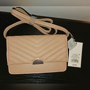 NWT Tan crossbody purse with removal strap